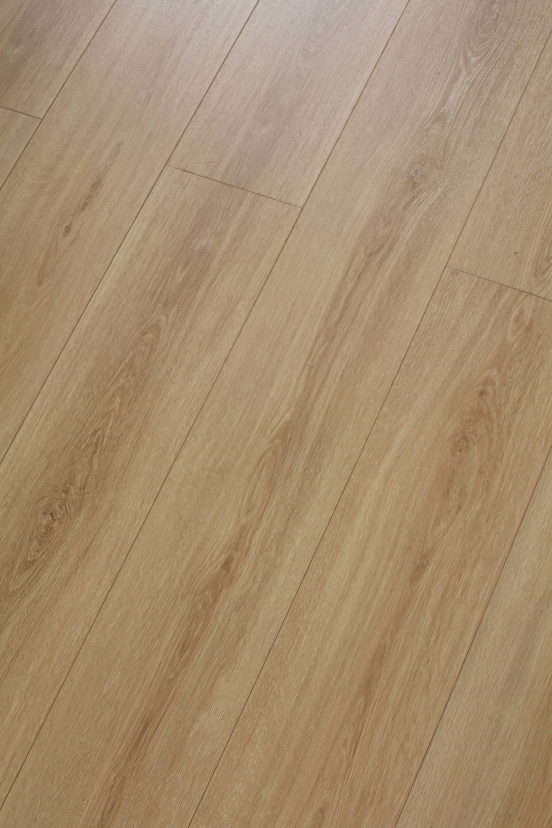 12mm 1.79sqm Classic Oak Waterproof Laminiate Flooring - 2 series 1.5m with IXPE underlay -214